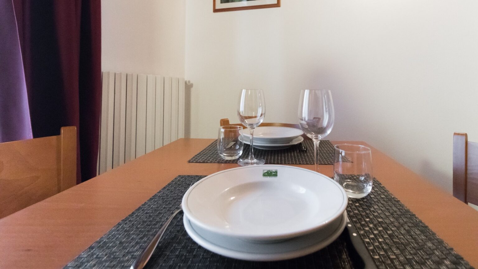 bilocale deluxe in Valmalenco - tavolo da pranzo