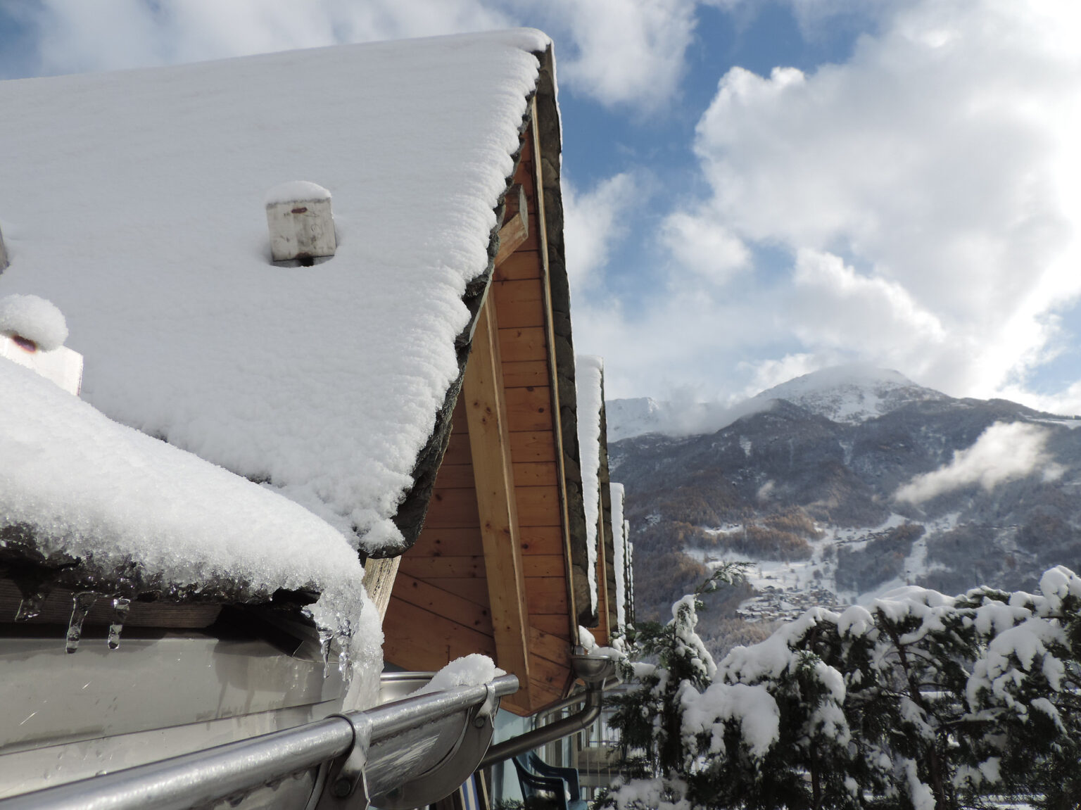 vacanza in valmalenco in inverno con la neve