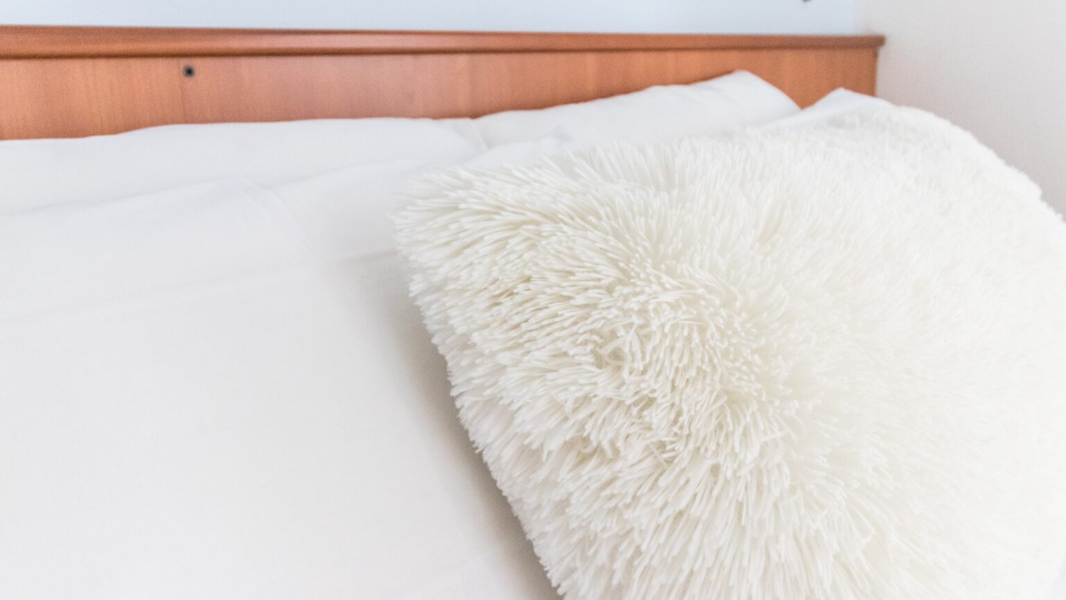 dettaglio letto in trilocale in affitto