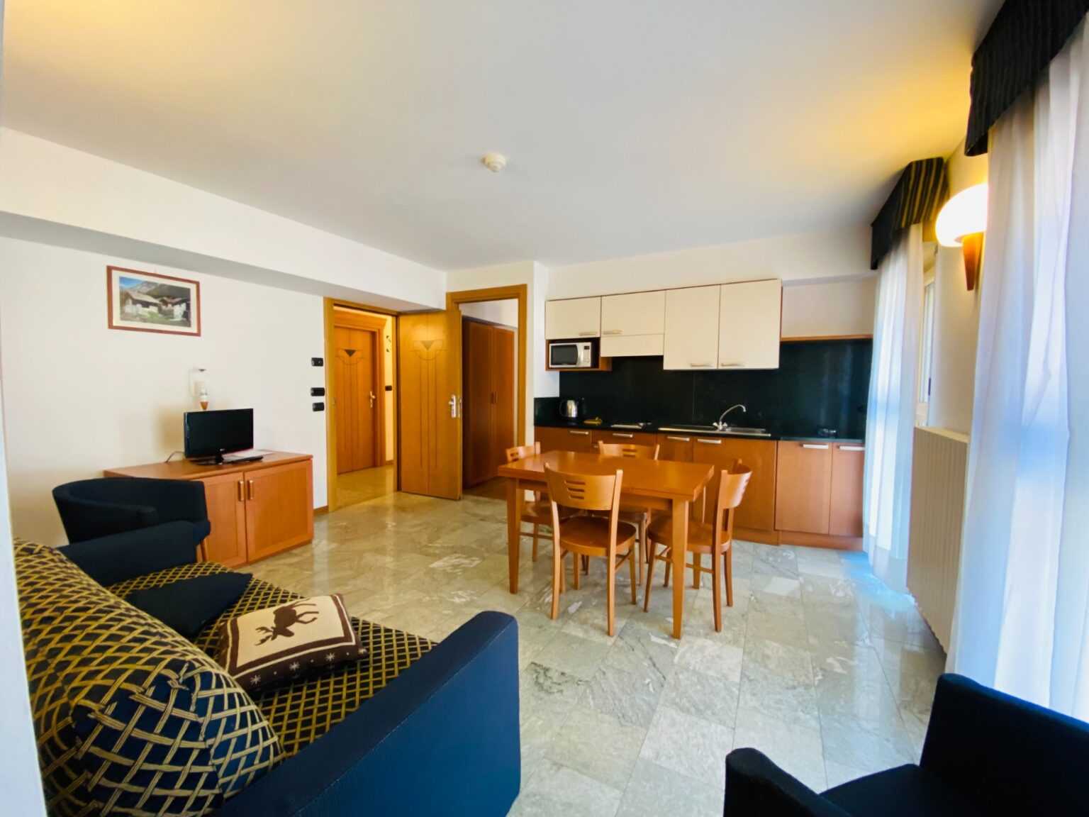 soggiorno del trilocale in affitto in Valmalenco