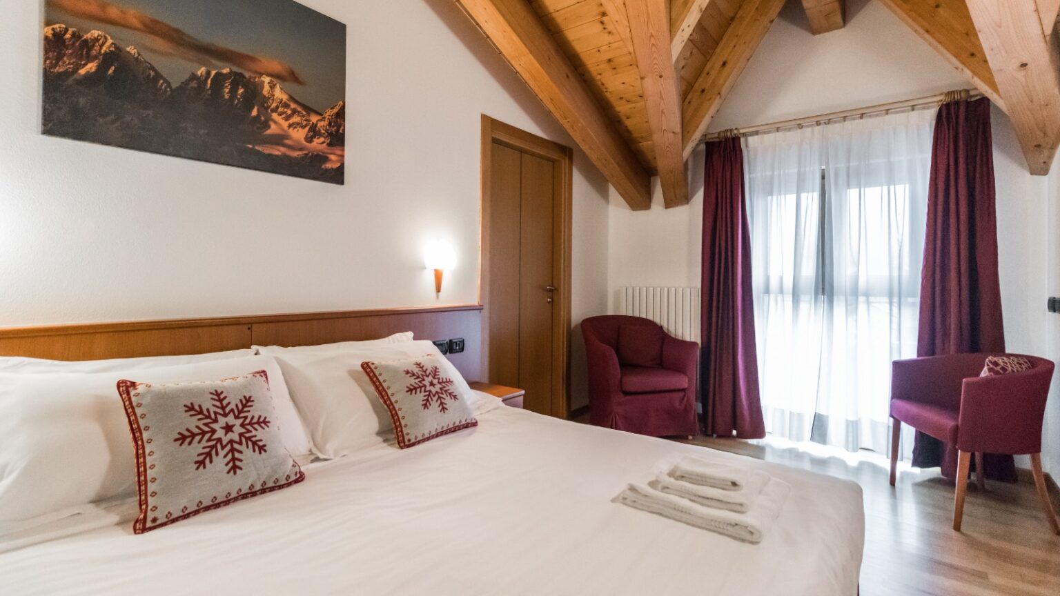 trilocale deluxe in Valmalenco - stanza matrimoniale