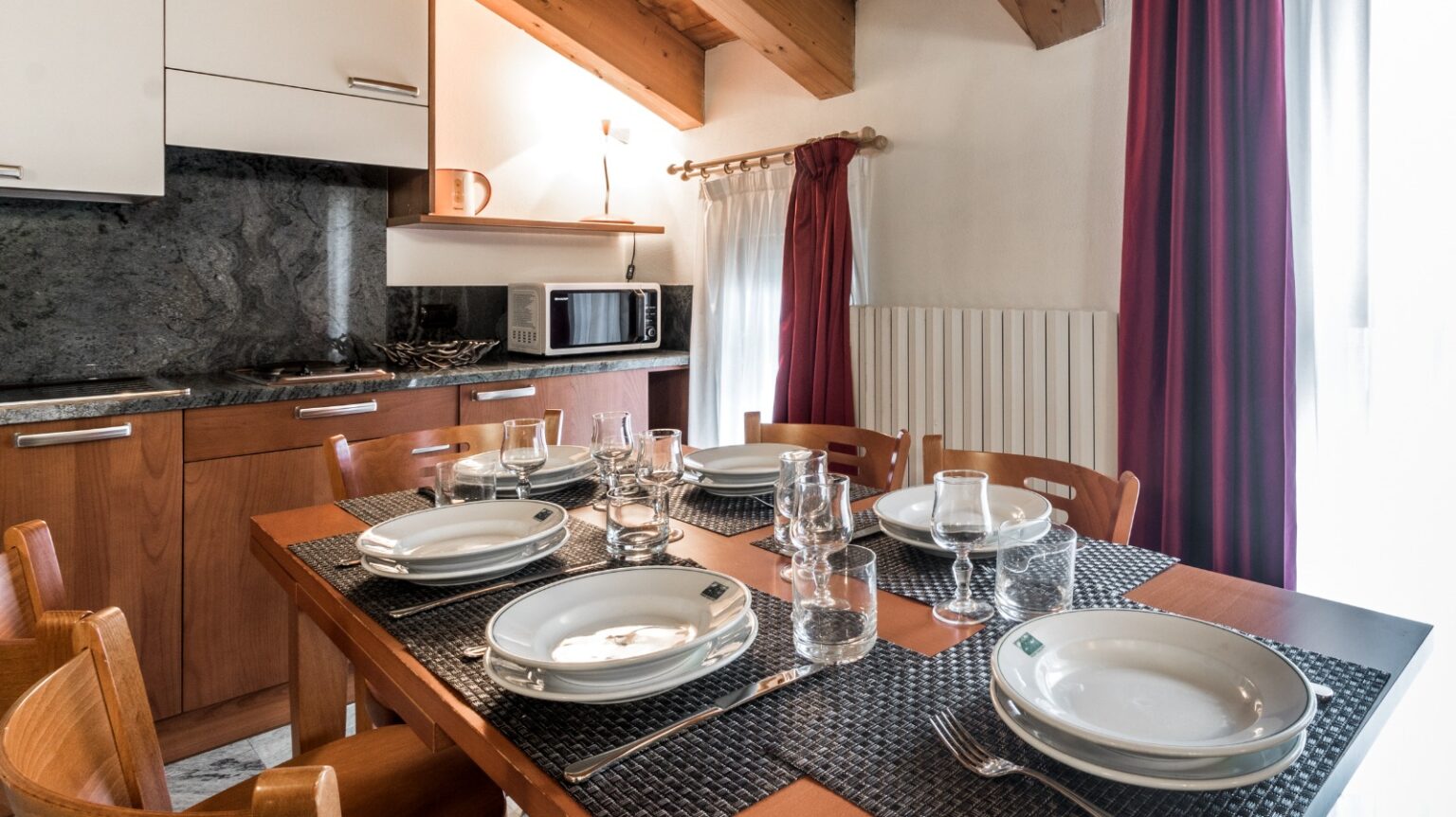 trilocale deluxe in Valmalenco - soggiorno con cucina