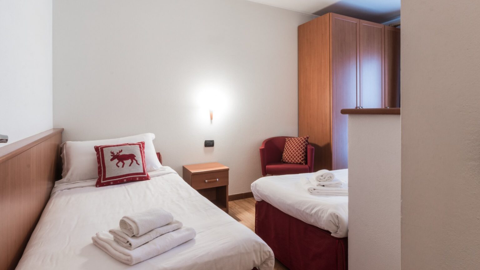 trilocale deluxe in Valmalenco - camera con 2 letti singoli